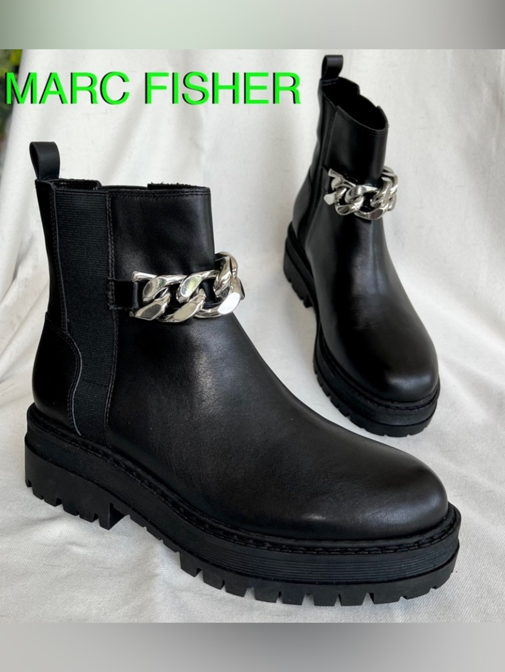 MARC FISHER Parrie chunky chain leather booties black size 8,5